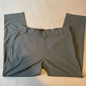 Men's Gray Nike Golf Pants 38x32